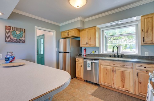 Lexington House | 3-bedroom/2 bath home in Lovely Lexington Township