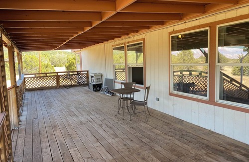 Williams House | 3-bedroom 2 bath ranch in Williams, a quiet and peaceful 5 acres