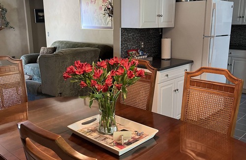 Upper Peninsula Michigan House | 3 Bedroom/2 Baths in a central Marquette location.