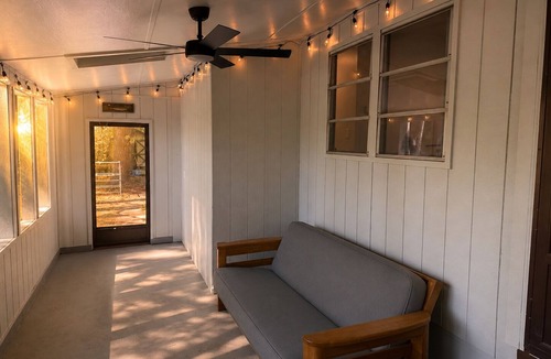 Gladwin House | 3-Bedroom Cabin for rest & retreat