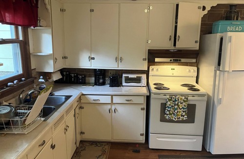 Ontonagon House | 3-bedroom snowmobile and ski house with parking FOUR blocks from trail in town