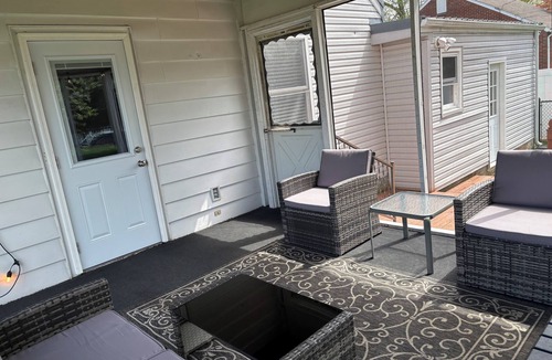 Edgewood House | 3-bedroom updated house in charming Ashtabula minutes from Lake Erie.