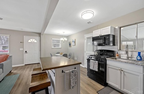 Loveland House | 3-bedroom vacation home 16 minutes from Kings Island