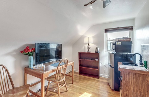 Kettering Apartment | 3 Mi to UD & Kettering Health! Suburban Stay
