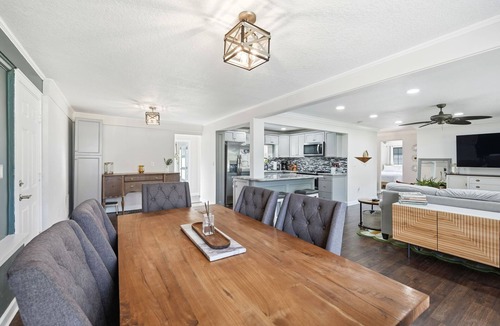 Mount Dora House | 3 Mins to Downtown Mount Dora~Spacious~Renovated