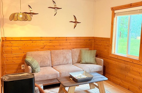 Poynette House | #3 Riverfront Lodging. Beach, Boat, Fish, Hike.