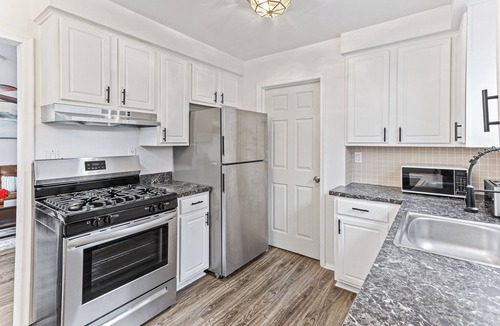 Wayne County House | 30 Day Rentals Long Term Stay for Corporate Client