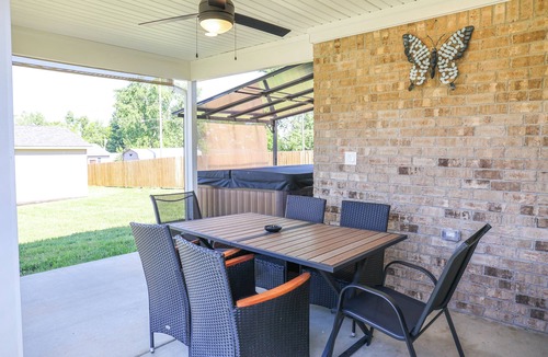 Jeffersonville House | 3801 Hamburg pike, New Home 2025, perfect for a family ,With hot tub,