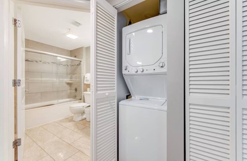 Brush - Stewarts Resort | 3BD/Daytona - Beach, Pools, Lazy River, Bar, Slides