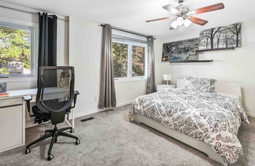 Oshawa House | 3BR Home in Scenic Oshawa
