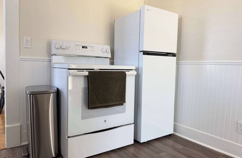 Amarillo House | 3BR Sleep 8 Amarillo Tech + Data Ctr + Hosp Stays