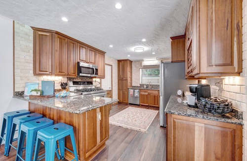 Sherwood Forest House | 4/2 pool home. Close to Cocoa Village, USSSA, Kennedy Space Center, Cocoa Beach