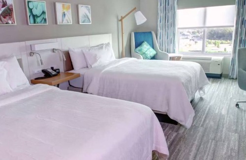 Wesley Chapel Hotel | 4 Pet-friendly Units with Free Breakfast, Free Parking, Outdoor Pool