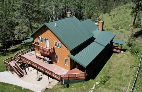 Hill City Cabin | 4 wheeling and snowmobiling heaven
