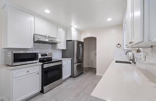 West San Jose House | 4B Bright Sanctuary｜Mainfloor bedroom｜Pets Allowed｜Garage Access #42333