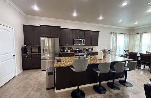 Lubbock House | 4BR/2B Lubbock CompleteHome Stay