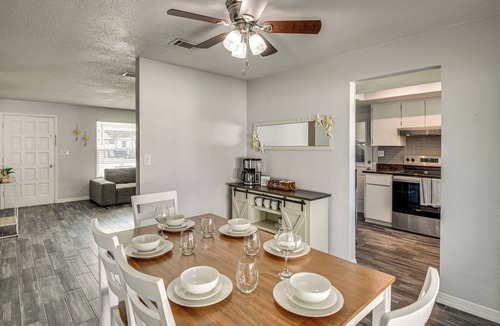 Holly Hill House | 5 Mi to Ocean! Family-Friendly Daytona Beach Home