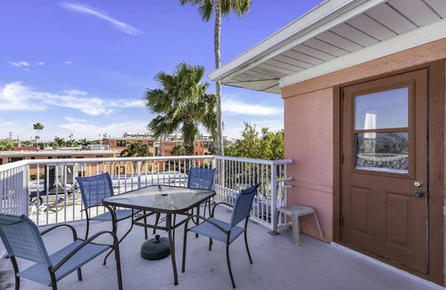 St. Pete Beach Condo | 73 m² Condo ∙ 2 bedrooms ∙ 6 guests