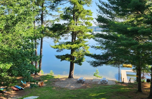Eagle River Cabin | 7BR,3BA Lakefront cabin with great views, private lake frontage, close to town