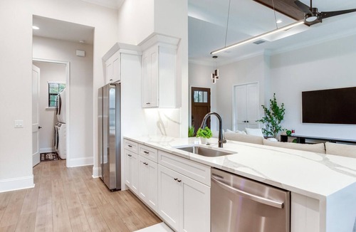 Fish Hawk Villa | 8 bed room, 4 bathroom, Private Pool/Spa Villa in Lithia