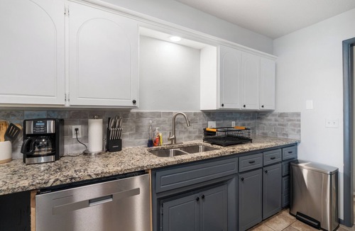 Central Oklahoma City House | 8BR sleeping 14 with a game room and backyard — perfect for groups.