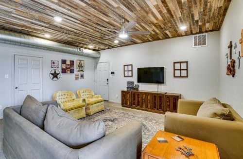 Lubbock House | 9 Mi to Dtwn: Barndominium in Lubbock