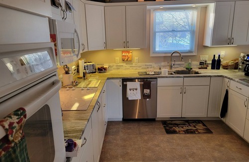 Oregon House | A Best Value! Nice 2+ bdrm home on Foxboro GC in Oregon. 10 Minutes to Madison!