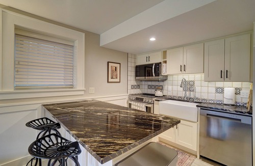 Bryant Apartment | A bright and cozy Bryant apartment: 2-bedroom, dog-friendly, with private yard.