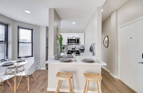 Allentown Apartment | A202 · Urban Oasis – Free Parking Included