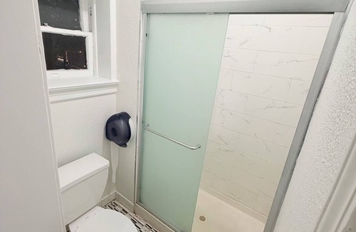 Tenderloin Hotel | Adrian Hotel