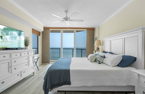 Daytona Beach Shores Condo | ~AFFORDABLE OCEANFRONT~ 2/2 RENOVATED