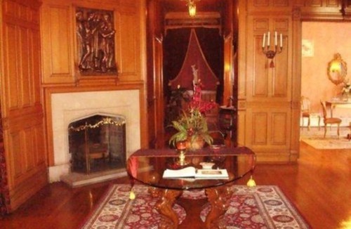 Winona Bed & Breakfast | Alexander Mansion Bed & Breakfast