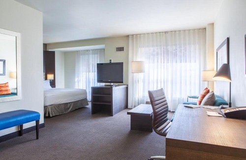 Newark Hotel | Aloft by Marriott Silicon Valley