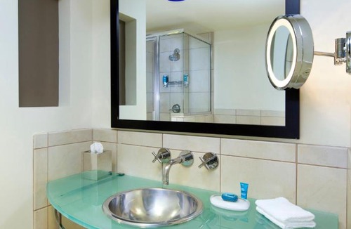 Newark Hotel | Aloft by Marriott Silicon Valley