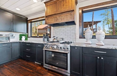 Lead House | Altitude Adjustment