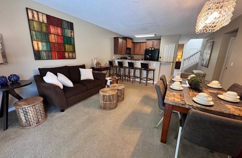 Calabria House | Amazing 5BD/5BA House with Pool and TV Near Disney