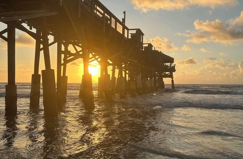 Port Canaveral Condo | Amazing First Floor Condo steps from the Beach w/breathtaking views - sleeps 6