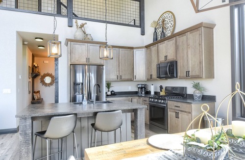 Lead Cabin | Amazing Views from Window Filled Modern Cabin near Terry Peak w/Hot Tub!