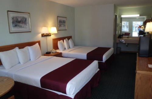 St Ignace Hotel | Americas Best Value Inn Saint Ignace