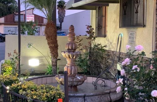 Lynwood Hotel | Apache Inn