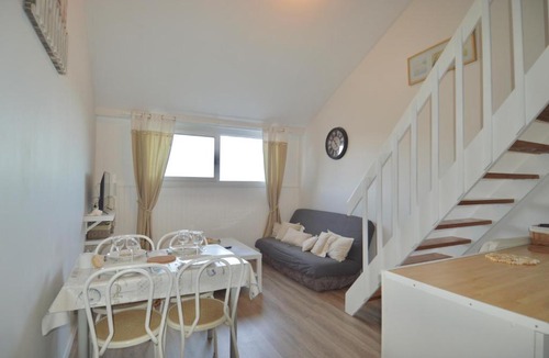 Courseulles-sur-Mer Apartment | Aux beaux coquillages, vue mer et sur le port