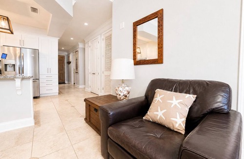 Fort Morgan Condo | Avalon Penthouse 3- Direct Gulf View - King/Queen/TwinXL over Queen bunk