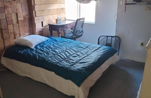 Crenshaw Bed & Breakfast | Baldwin Hills Bed and Breakfast