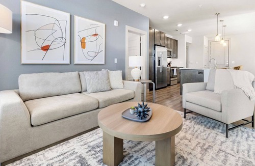 Indianapolis Apartment | Barsala l 2BD with Pool, Fitness & Mini Golf at Castleton