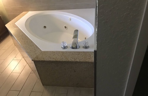 Midway Hotel | Baymont by Wyndham Midway/Tallahassee