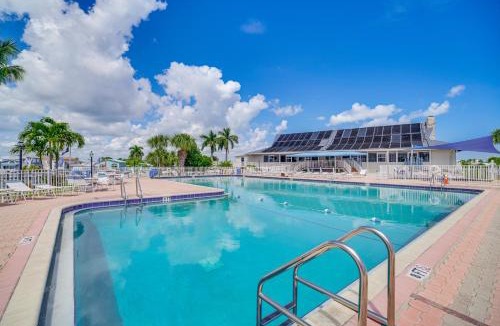 Nettles Island House | Beach Access & Resort Amenities: Jensen Beach Home