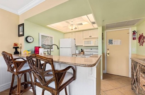Hutchinson Island South Apartment | Beach Condo/Island Beach Resort/No Cleaning Fee/Condo 412