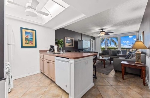 Hutchinson Island South Apartment | Beach Condo/Island Beach Resort/No Cleaning Fee/Condo 413