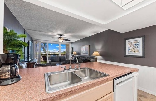 Hutchinson Island South Apartment | Beach Condo/Island Beach Resort/No Cleaning Fee/Condo 413