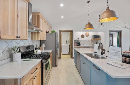New Lisbon Cottage | Beach, fire pits & 25 min to Dells